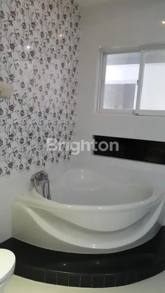 image RUMAH DHARMAHUSADA INDAH DEKAT SEKALI KE GALAXY MALL, UNAIR (3)