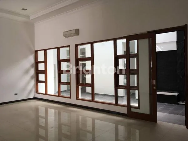 image RUMAH DHARMAHUSADA INDAH DEKAT SEKALI KE GALAXY MALL, UNAIR (5)