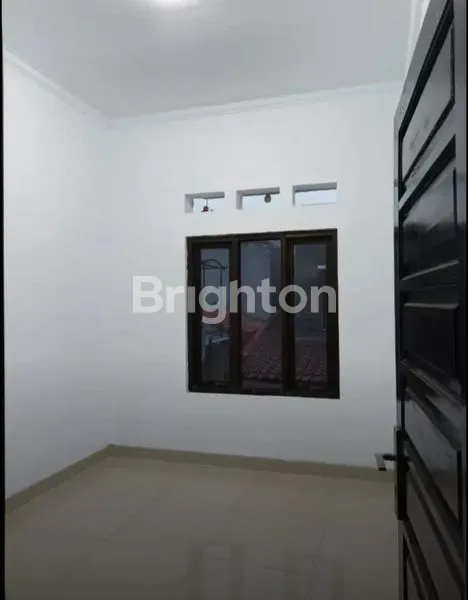 image RUMAH NYAMAN 2 LANTAI SIAP HUNI BERSIH TERAWAT (4)