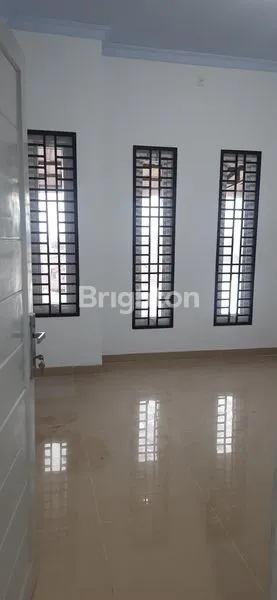 image RUKO SIAP HUNI KAWASAN BISNIS (8)