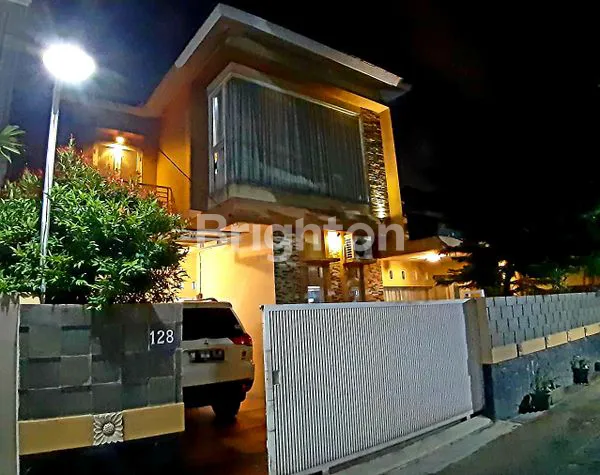 image DIJUAL RUMAH MEWAH DEKAT PINTU TOL (1)