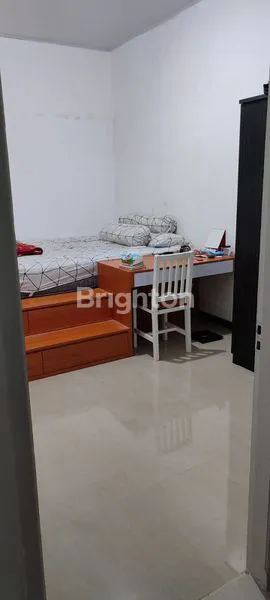 image RUMAH MURAH, SIAP HUNI, AREA SOLO BARU, BEBAS BANJIR, ROW JALAN PERUM 2 MOBIL LANCAR  (4)