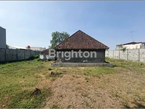 image TANAH LUAS 3470 DAN RUMAH TUA DI JALAN PROVINSI KOTA KEDIRI (2)