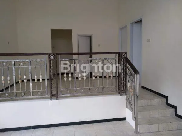 image RUMAH DI PAKIS (2)