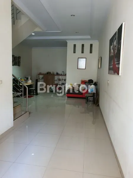 image RUMAH 3 LANTAI, PADEMANGAN, JAKARTA UTARA (7)