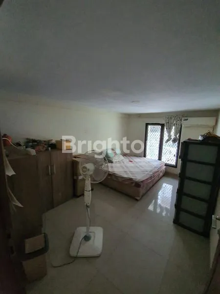 image RUMAH 3 LANTAI, PADEMANGAN, JAKARTA UTARA (2)