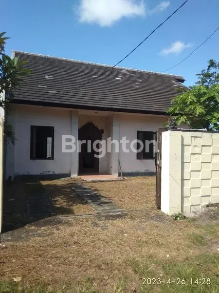 image RUMAH SEMI VILLLA AREA KUTA  100 METER KE JALAN RAYA SUNSET ROAD (2)