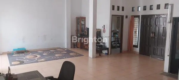 image HUNIAN CANTIK, 2 LANTAI NYAMAN, DALAM CLUSTER LETAK STRATEGIS DI PUSAT KOTA BOGOR (2)