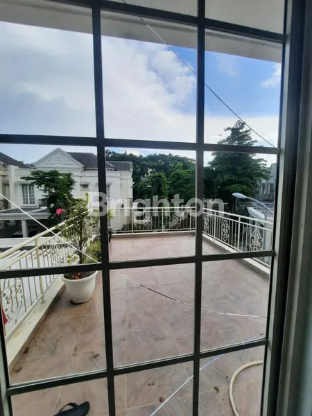 image RUMAH MEWAH, 2 LANTAI , CANTIK, LOKASI CLUSTER PURNAWARMAN, KARAWANG  (7)