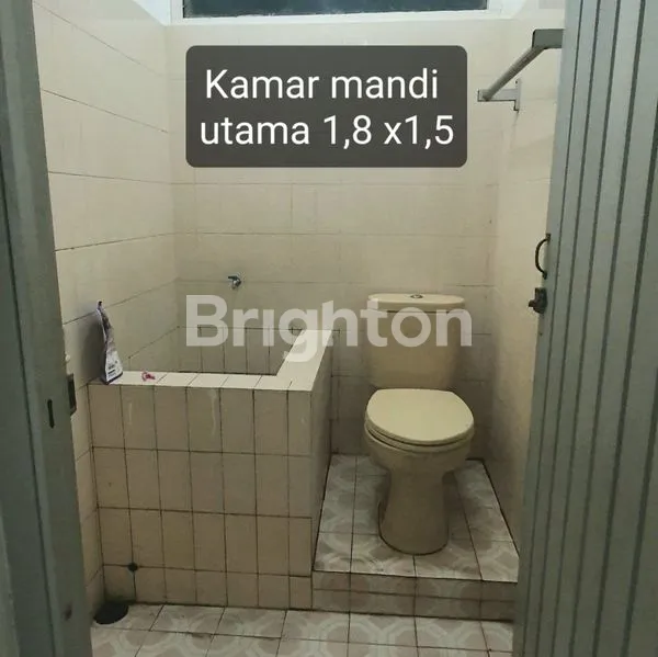 image RUMAH STRATEGIS DI PONDOK GEDE (5)