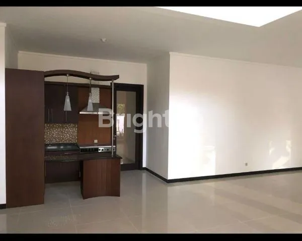 image DIJUAL RUMAH DIAMOND HILL CITRALAND (1)