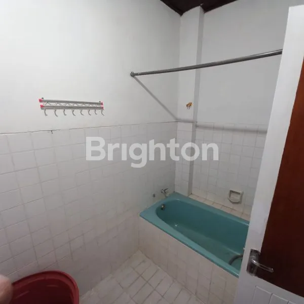 image DISEWAKAN DITENGAH KOTA COCOK UNTUK MESS (2)