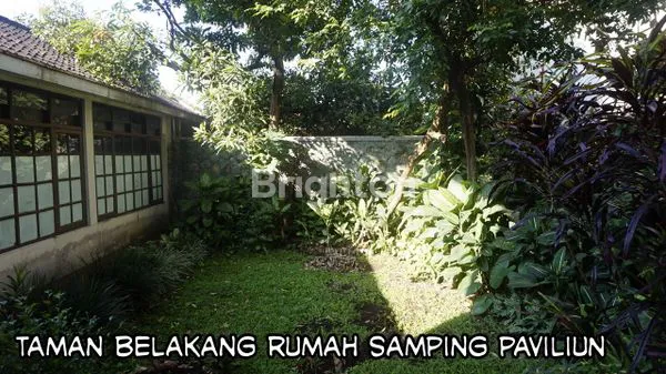 image RUMAH ASRI DENGAN LAHAN LUAS  (3)