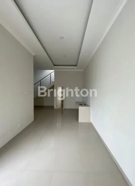 image HOOK MODERN MINIMALIS 1M-AN RUNGKUT BARATA, GUNUNG ANYAR (2)