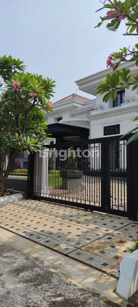 image RUMAH PONDOK INDAH MODERN KLASIK (2)