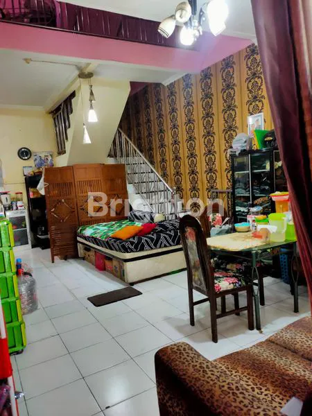 image JUAL RUMAH USAHA LANTAI 2. LOKASI SANGAT STRATEGIS. BERADA DI AREA BISNIS. DEKAT PUSAT KOTA SIDOARJO. (1)