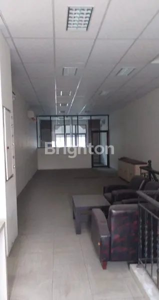 image RUKO STRATEGIS!! 0 METER RAYA SLAMET RIYADI!! ROW JALAN 6 MOBIL PAPASAN!! 4 LANTAI!! ISTIMEWA (6)