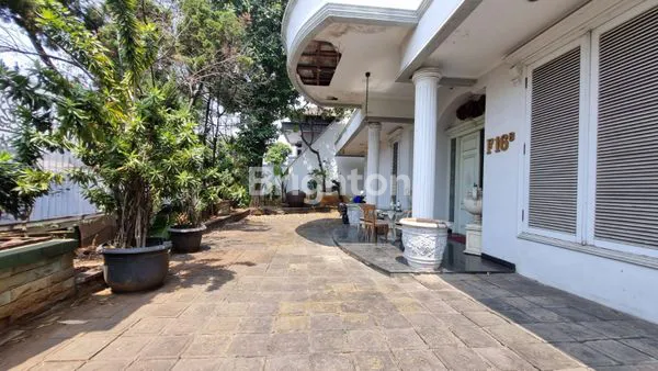 image RUMAH KEMANGGISAN ILIR JAKARTA BARAT MEGAH BANGUNAN 2 LANTAI SEMI FURNISH (5)