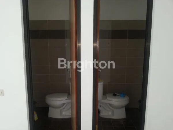 image JUAL RUMAH KOS PUTRI. SUDAH FULL TERISI (10 KAMAR) (6)