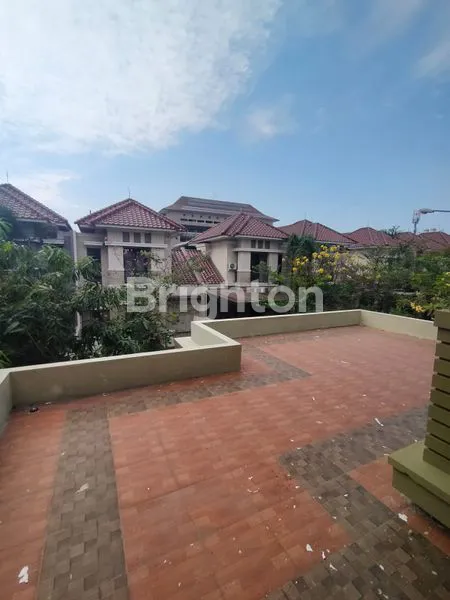 image CENTRAL PARK AHMAD YANI SURABAYA RUMAH 2 LANTAI (4)