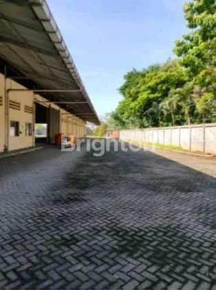 image GUDANG BESAR DI NOL JALAN  GENENGAN KOTA MALANG (5)