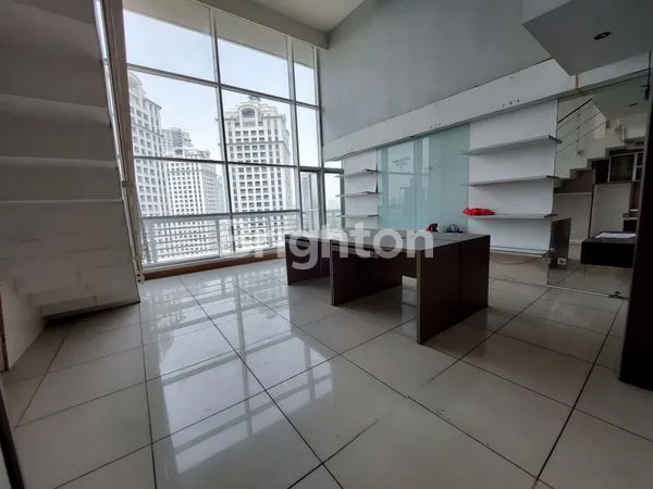 image APARTMENT CITYLOFTS SUDIRMAN, BEBAS GANJIL GENAP, VIEW KOLAM (5)