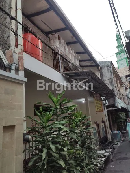 image RUMAH TINGGAL DUA LANTAI DI KAWASAN PETAMBURAN JAKARTA PUSAT (2)