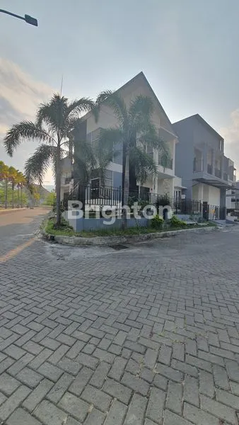 image RUMAH 3 T 11 KT PLUS AC DAN WIFI PUSAT KOTA BATU (4)