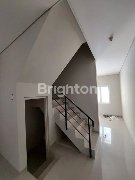 image RUMAH BARU TAMAN RATU JAKARTA BARAT (2)