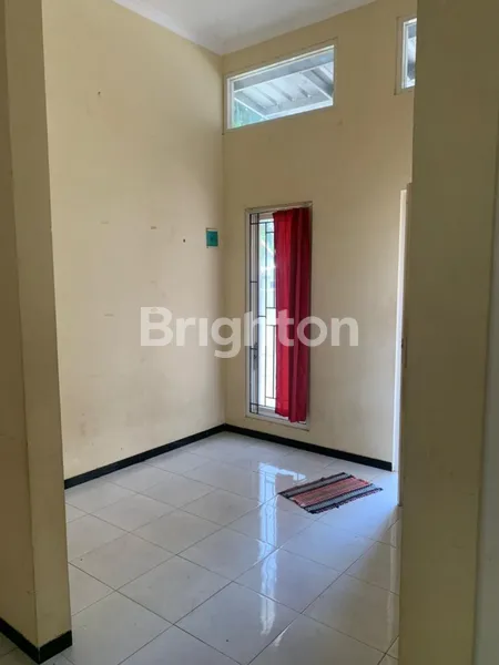 image RUMAH HOOK 2 KAMAR TIDUR KAWASAN SAXOPHONE TUNGGULWULUNG (2)