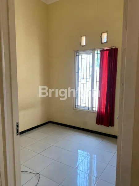 image RUMAH HOOK 2 KAMAR TIDUR KAWASAN SAXOPHONE TUNGGULWULUNG (6)