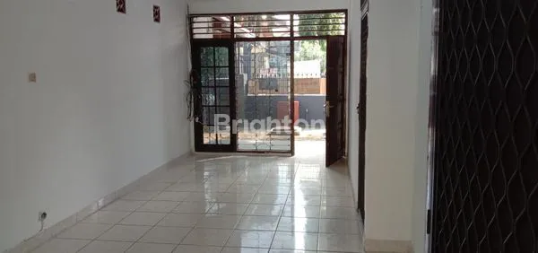 image RUMAH DI DARMO HARAPAN INDAH  (4)