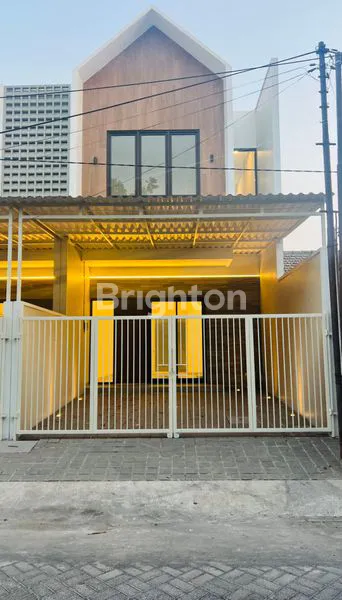 image TURUN!!! BURUANN!!! BONUS FURNISHED, FREE BPHTB, FREE NOTARIS (HANYA 1 UNIT) RUMAH 2  BARU GRESS, SIAP HUNI, STRATEGIS DEKAT  MERR OERR BANDARA JUANDA RS ROYAL RS GOTONG ROYONG  UPN VETERAN (7)