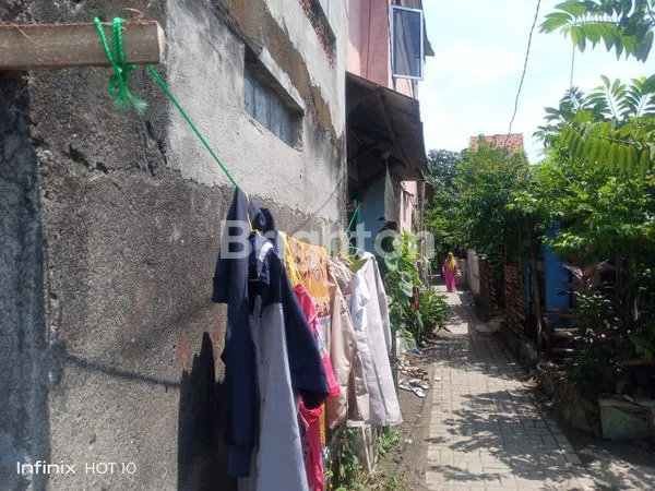 image KIOS DAN KOS KOSAN HUSEIN SASTRANEGARA BENDA RAWABOKOR  (6)