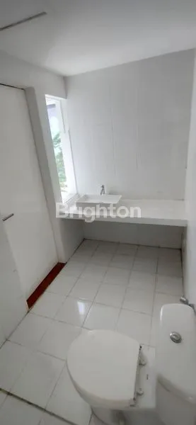 image RUMAH DESAIN MODERN & SIAP HUNI (4)