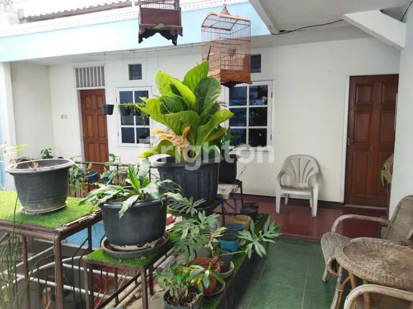 image RUMAH PONDOK JATI LUAS ADEM NAN ASRI ROW JALAN LUAS (2)