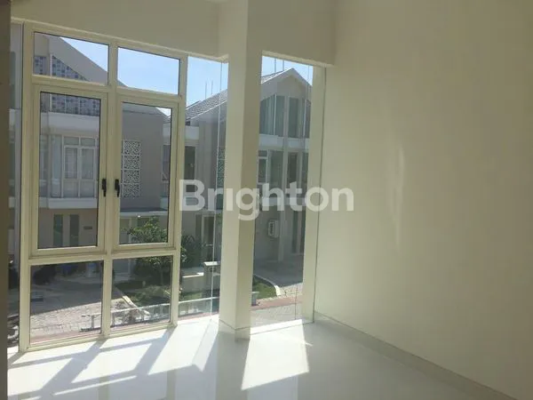 image RUMAH MINIMALIS TERAWAT DI ZIMBALI COSTA PAKUWON CITY (2)