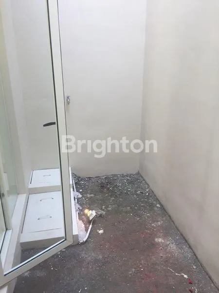 image RUMAH MINIMALIS TERAWAT DI ZIMBALI COSTA PAKUWON CITY (5)