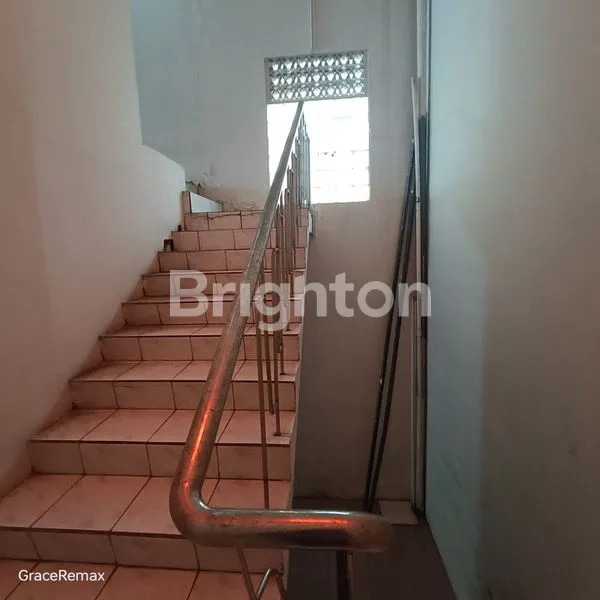 image RUKO 3 LANTAI JALAN IMAM BONJOL (4)