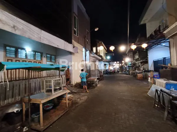 image SEMAWIS DIJUAL RUMAH 1,5 LANTAI TENGAH KOTA KAWASAN PECINAN SEMARANG (1)
