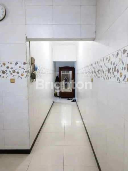 image SEMAWIS DIJUAL RUMAH 1,5 LANTAI TENGAH KOTA KAWASAN PECINAN SEMARANG (3)