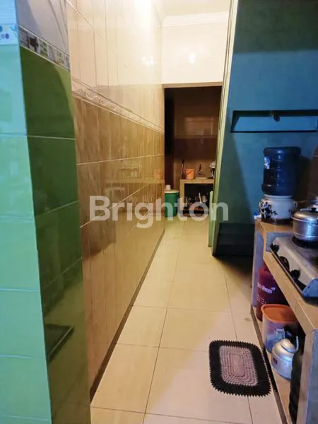 image SEMAWIS DIJUAL RUMAH 1,5 LANTAI TENGAH KOTA KAWASAN PECINAN SEMARANG (8)