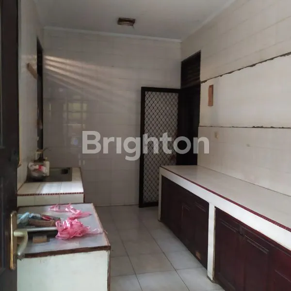 image RUMAH CANTIK 2 LANTAI DI MODERNLAND TANGERANG  (2)