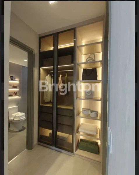 image RUMAH BARU DESIGN BY HONGKONG LAND SUVARNA SUTERA LEBAR 7 CIKUPA TANGERANG (2)