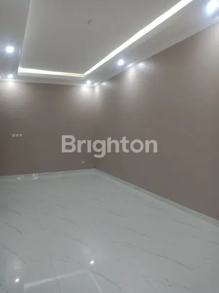 image RUMAH MEWAH MINIMALIS DI JURANG MANGU BINTARO (4)