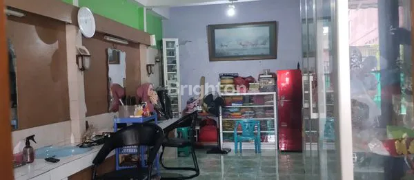 image RUMAH SALON 2 LANTAI DEKAT PASAR TRADISIONAL DI DEPOK (6)