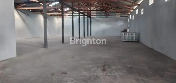 image GUDANG GAWOK AKSES CONTAINER ROW JALAN BESAR (1)