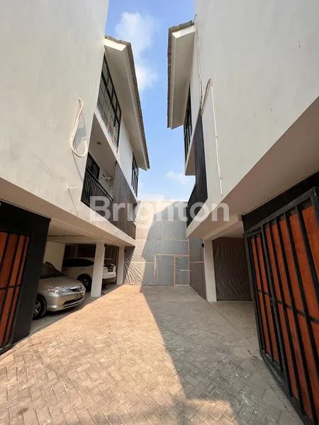 image APARTHOUSE BARU YANG STRATEGIS DI WIJAYATIMUR ,KEBAYORAN BARU (1)