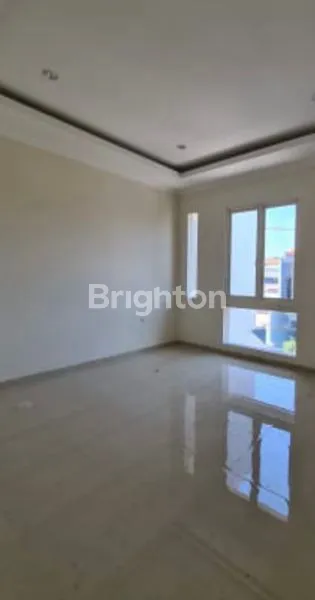 image SELANGKAH KE MULYOSARI RUMAH GRESS MINIMALIS (1)