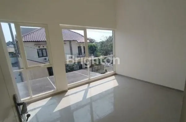 image RUMAH RUNGKUT ASRI SMART HOME (4)